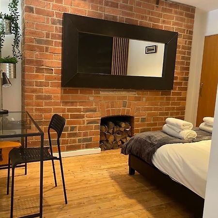 Stunning One B/R Apartment - City Centre Leeds  Exterior photo