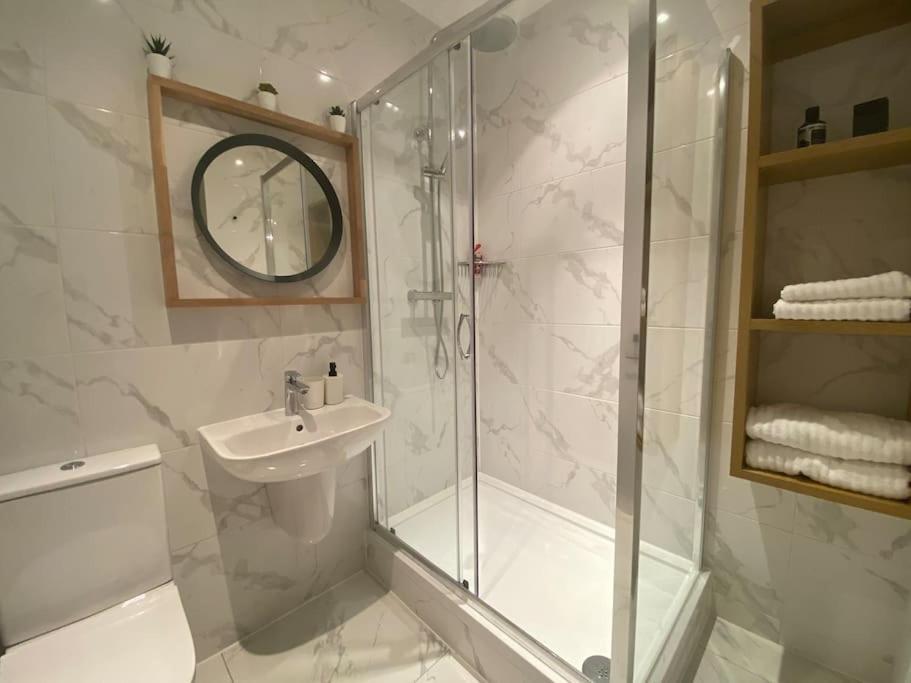 Stunning One B/R Apartment - City Centre Leeds  Exterior photo